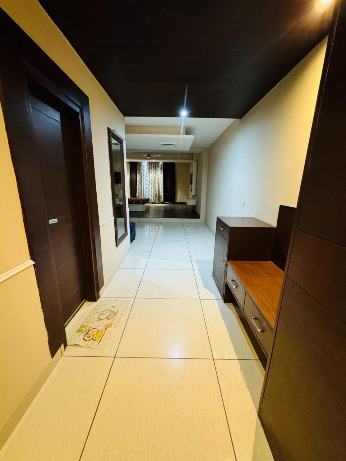 The Pearl Hotel Sirsa Esterno foto